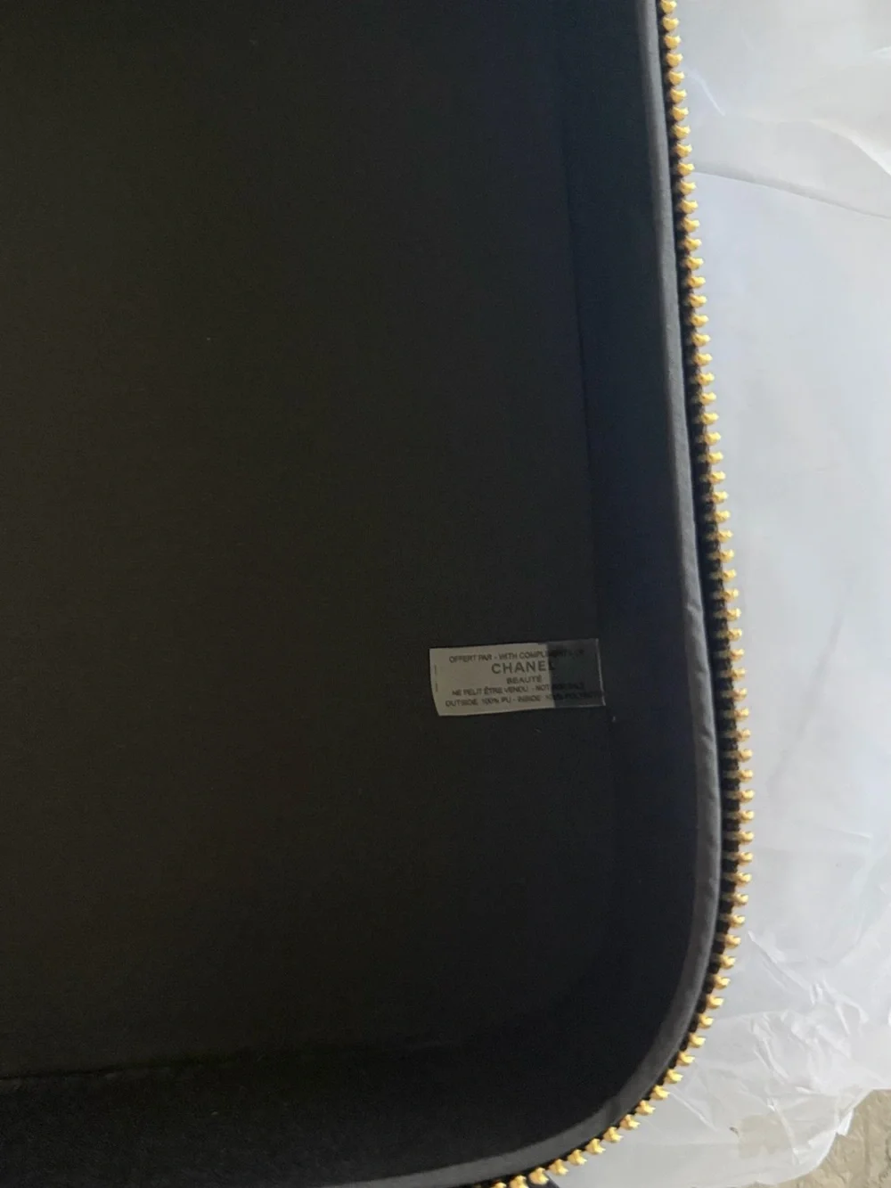 Chanel VIP Gift Beauty Box – Black Leather Makeup Vanity Case / Limited Edition